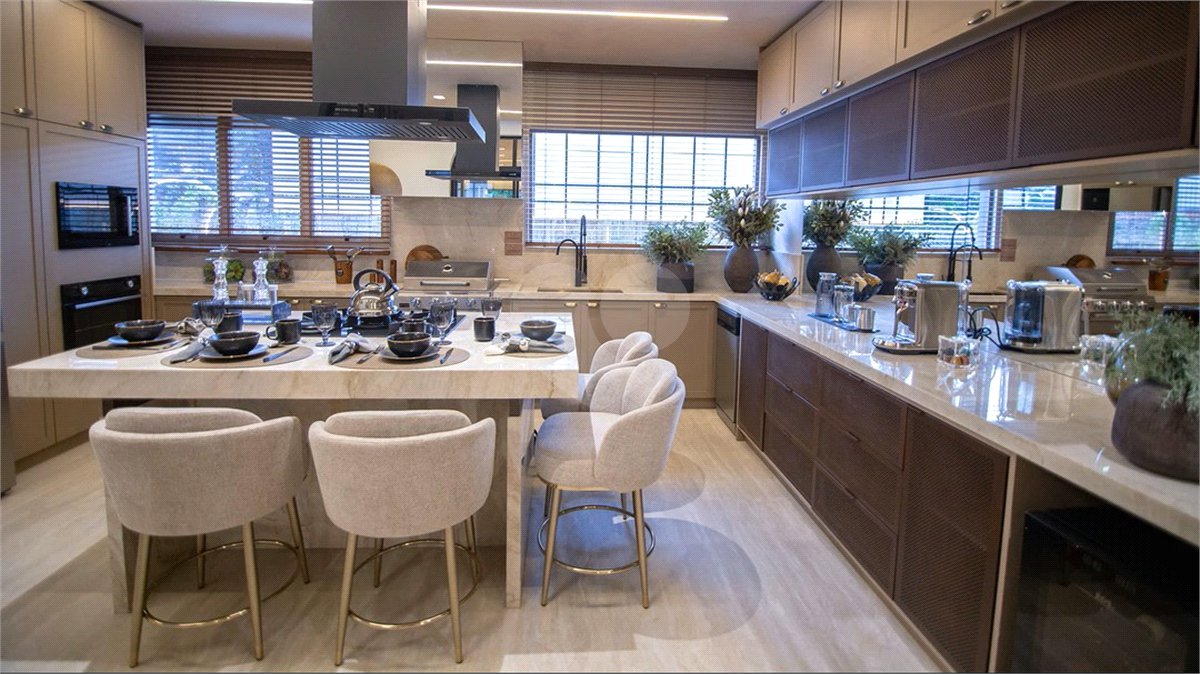 Apartamento à venda com 4 suítes em Perdizes, São Paulo, SP