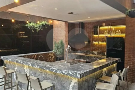 Apartamento à venda com 3 suítes em Vila Clementino, São Paulo, SP