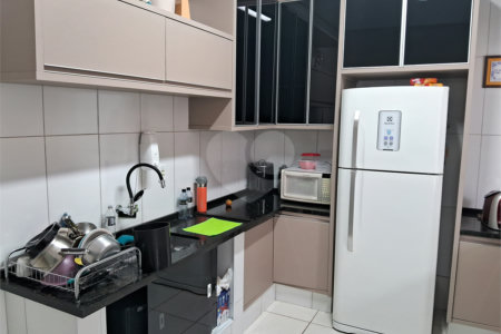 Casa à venda com 3 quartos, sendo 1 suíte, em Núcleo Residencial Professor Carlos Aldrovandi, Indaiatuba, SP