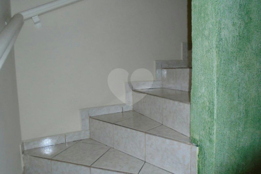 Sobrado à venda com 3 quartos, sendo 1 suíte, em Parada Inglesa, São Paulo, SP