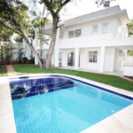 Casa à venda com 4 suítes no condomínio Vila Alba, São Paulo - SP