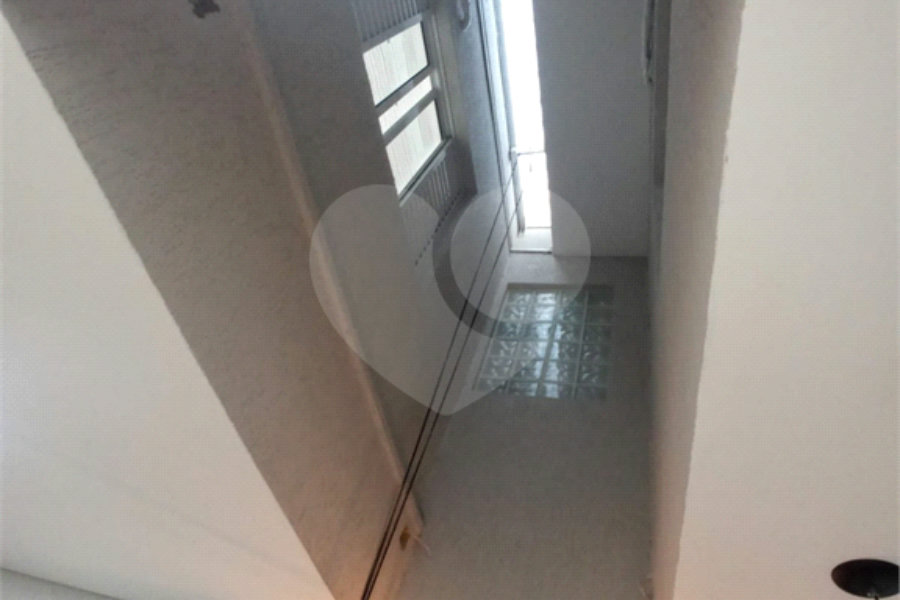 Casa à venda com 3 quartos, sendo 1 suíte, no condomínio Cond Res Paineiras, São Paulo - SP
