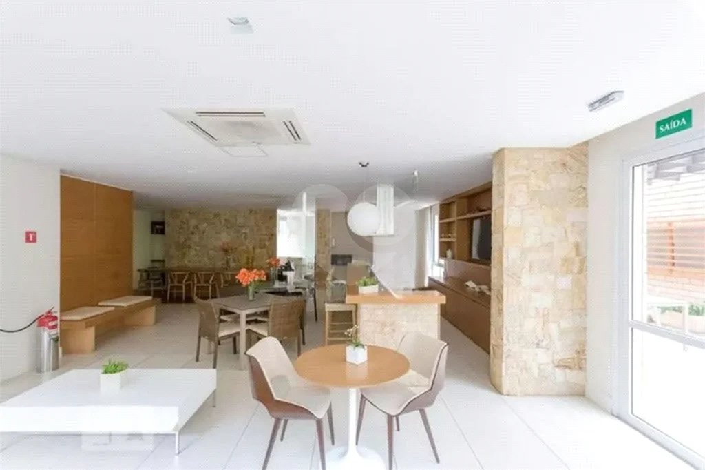 Apartamento na Mooca com 204m² amplo à venda 3 quartos, sendo 3 suítes, e 4 vagas
