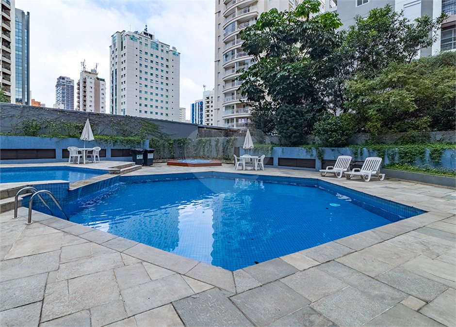 Apartamento à venda com 2 quartos em Pinheiros, São Paulo, SP