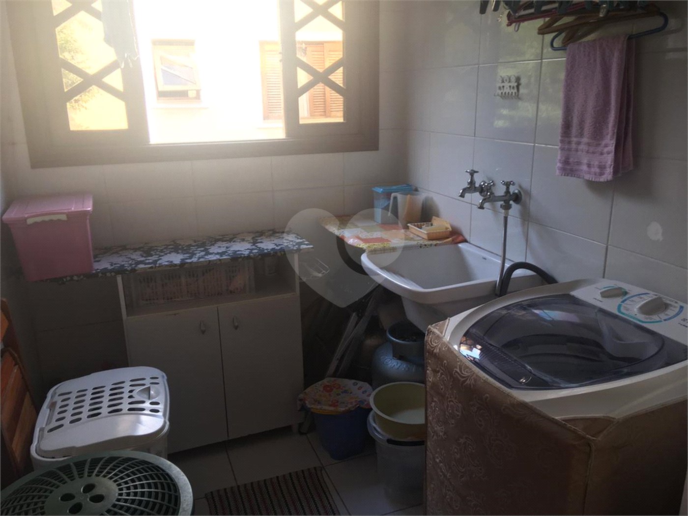 Casa à venda com 3 quartos, sendo 1 suíte, no condomínio Morada de Itapuã, São Paulo - SP