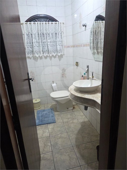 Sobrado à venda com 3 quartos em Parque Novo Mundo, São Paulo, SP
