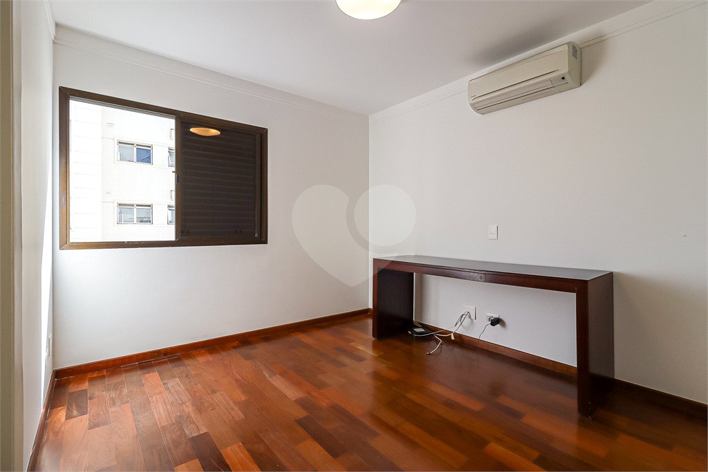 Apartamento à venda com 3 suítes em Cidade Monções, São Paulo, SP