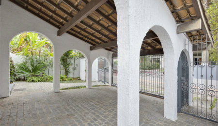 Sobrado à venda com 4 quartos, sendo 2 suítes,  em Granja Julieta, São Paulo, SP