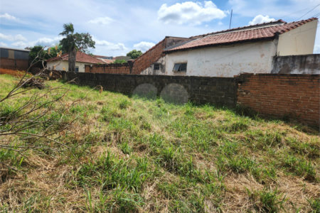 Terreno à venda em Jardim Quitandinha, Araraquara, SP