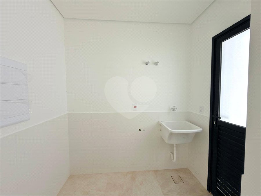 Casa à venda ou para alugar com 3 suítes no condomínio Mont Blanc Village, Vinhedo - SP