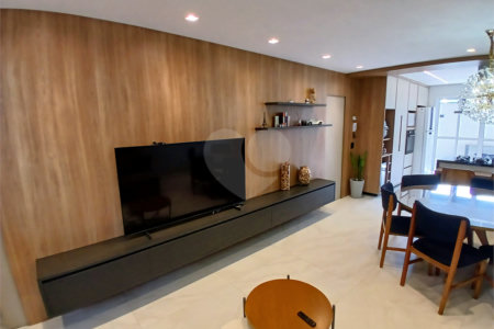 Casa à venda com 3 quartos, sendo 1 suíte, em Perdizes, São Paulo, SP