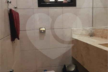 Casa à venda com 3 quartos, sendo 1 suíte,  em Vila Nova Cintra, Mogi das Cruzes, SP