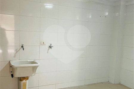 Casa à venda com 4 quartos, sendo 1 suíte, em Santo Amaro, São Paulo, SP