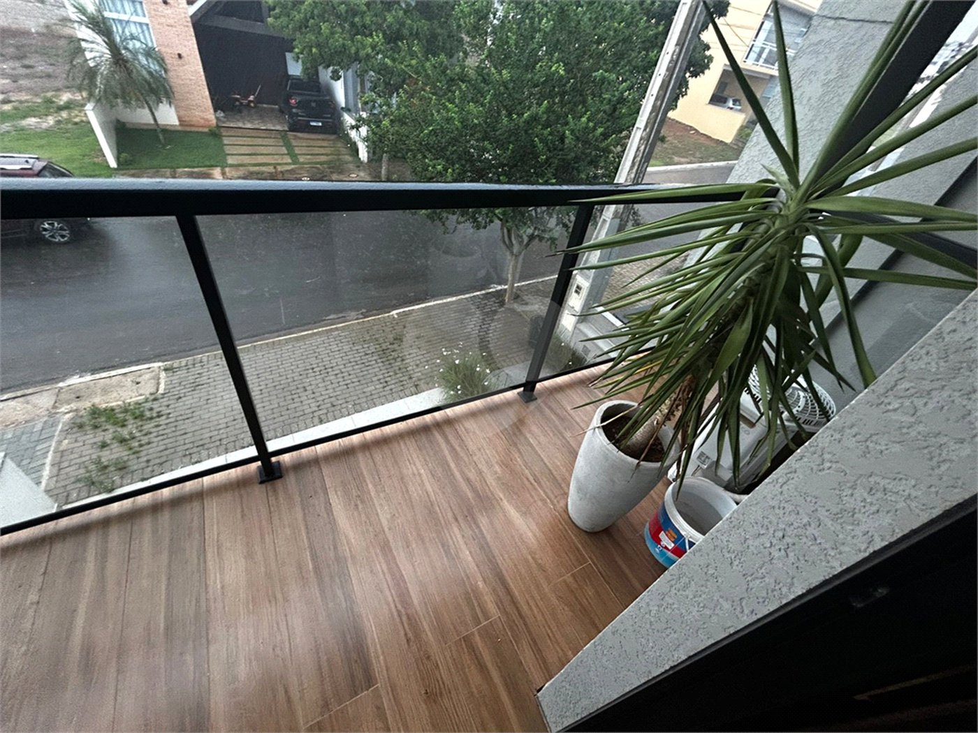 Casa à venda com 2 quartos, sendo 1 suíte,  no condomínio Lago dos Ipês, Itapetininga - SP