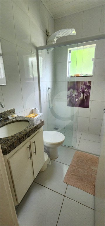 Casa à venda com 4 quartos, sendo 2 suítes, no condomínio Marinas, Bom Jesus dos Perdões - SP