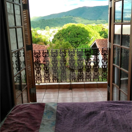 Casa à venda com 4 quartos, sendo 2 suítes, em Jardim Paulista, Atibaia, SP