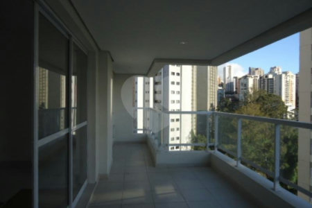 Apartamento à venda com 3 quartos, sendo 1 suíte, em Vila Suzana, São Paulo, SP