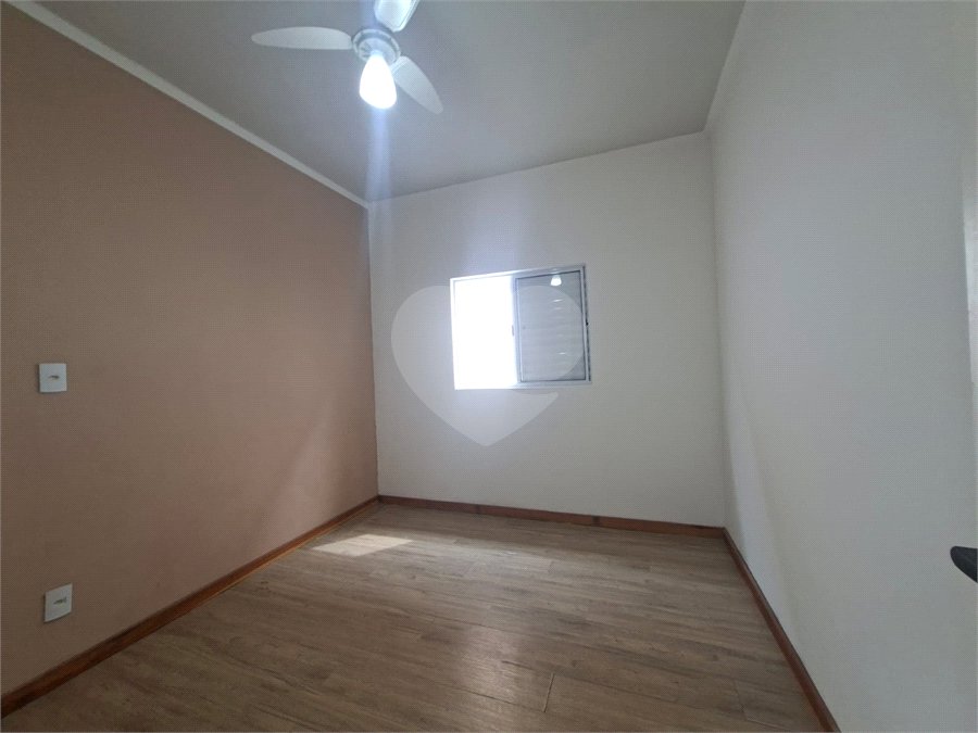 Casa à venda ou para alugar com 3 quartos, sendo 1 suíte, em Vila Aparecida, Itapetininga, SP