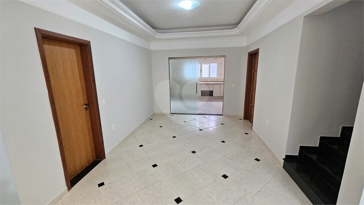 Casa Locação e Venda Condomínio Portal de Itaici 04 Dormitórios 02 suítes