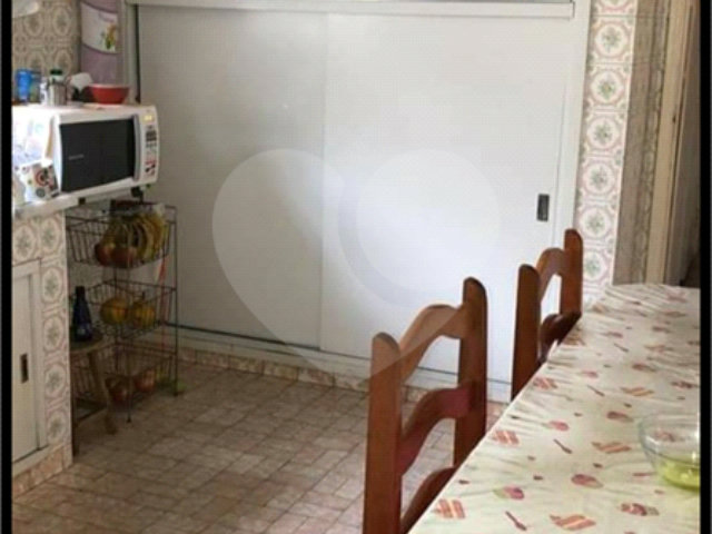 Casa à venda com 2 suítes em Vila Galvão, Guarulhos, SP