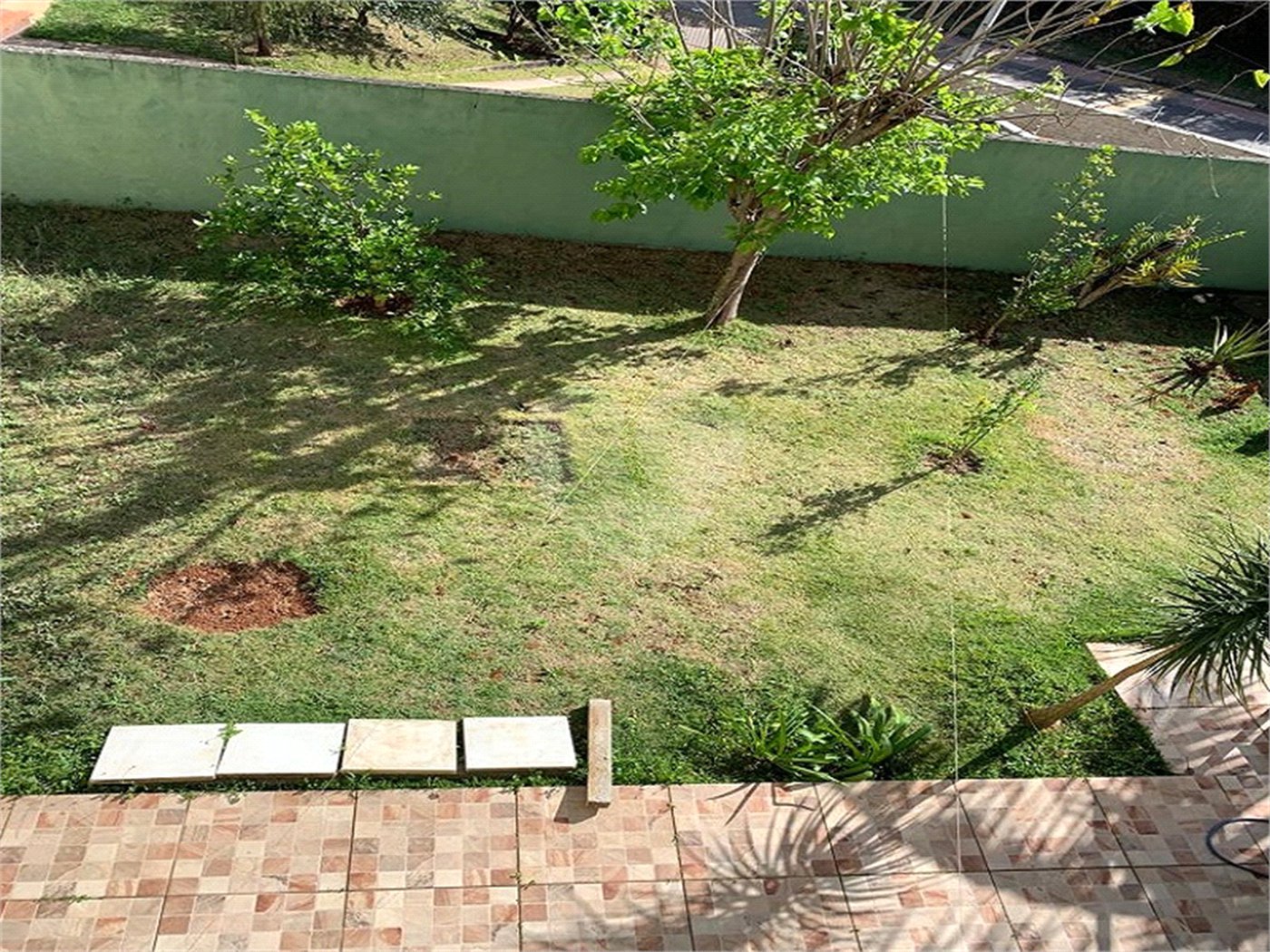 Sobrado à venda com 4 quartos, sendo 3 suítes,  no Centro, Jarinu, SP