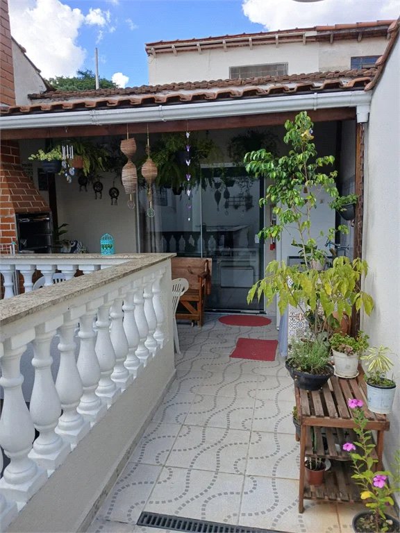Sobrado à venda com 3 quartos, sendo 1 suíte, em Jardim Humaitá, São Paulo, SP