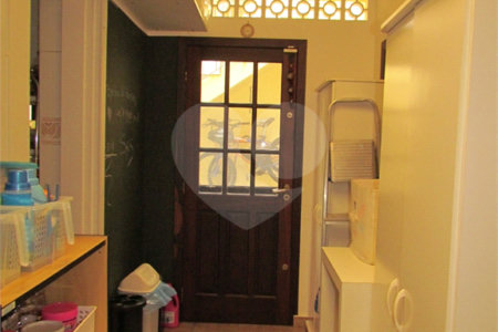 Casa de Vila à venda com 4 quartos, sendo 1 suíte, em Chácara Monte Alegre, São Paulo, SP