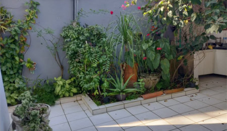 Casa de Vila à venda com 3 suítes em Jardim Londrina, São Paulo, SP