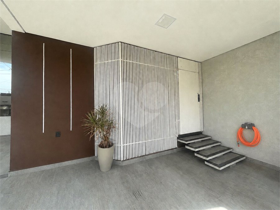 Casa à venda com 3 quartos, sendo 1 suíte, no condomínio Horto Florestal II, Sorocaba - SP