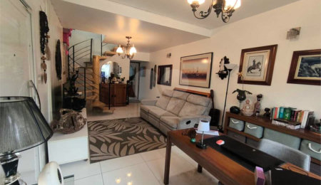 Sobrado à venda com 4 quartos, sendo 1 suíte,  em Vila Cruzeiro, São Paulo, SP