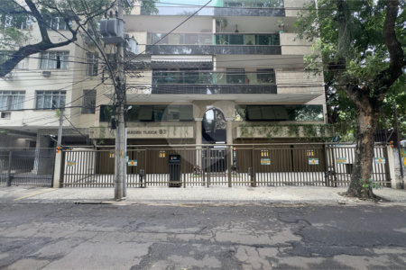 Cobertura à venda com 3 quartos, sendo 1 suíte,  em Tijuca, Rio de Janeiro, RJ