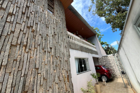 Casa à venda com 4 quartos, sendo 2 suítes, em Chapada Grande, Itapetininga, SP