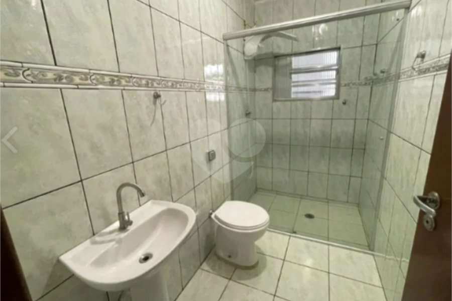 Sobrado à venda com 3 quartos, sendo 1 suíte, em Jardim Santa Mônica, São Paulo, SP