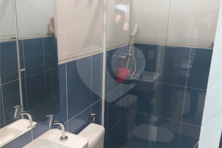 Casa à venda com 2 suítes no condomínio Villa Dell Victor, São Paulo - SP