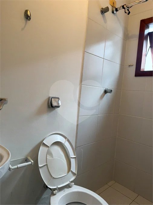 Sobrado à venda ou para alugar com 3 suítes em Vila Sônia, São Paulo, SP