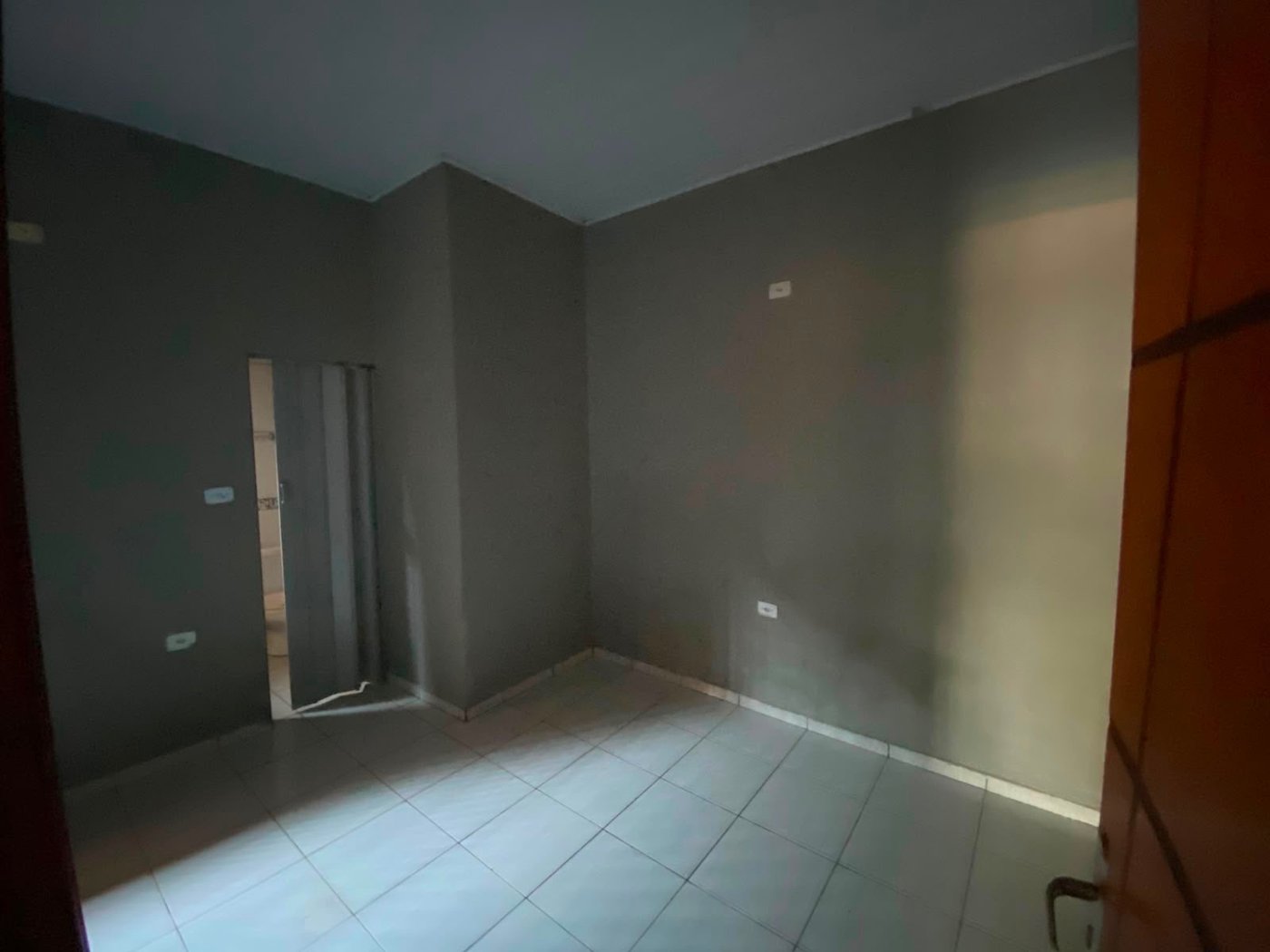 Casa para alugar com 2 quartos, sendo 1 suíte,  em Jardim Brasília, Três Lagoas, MS