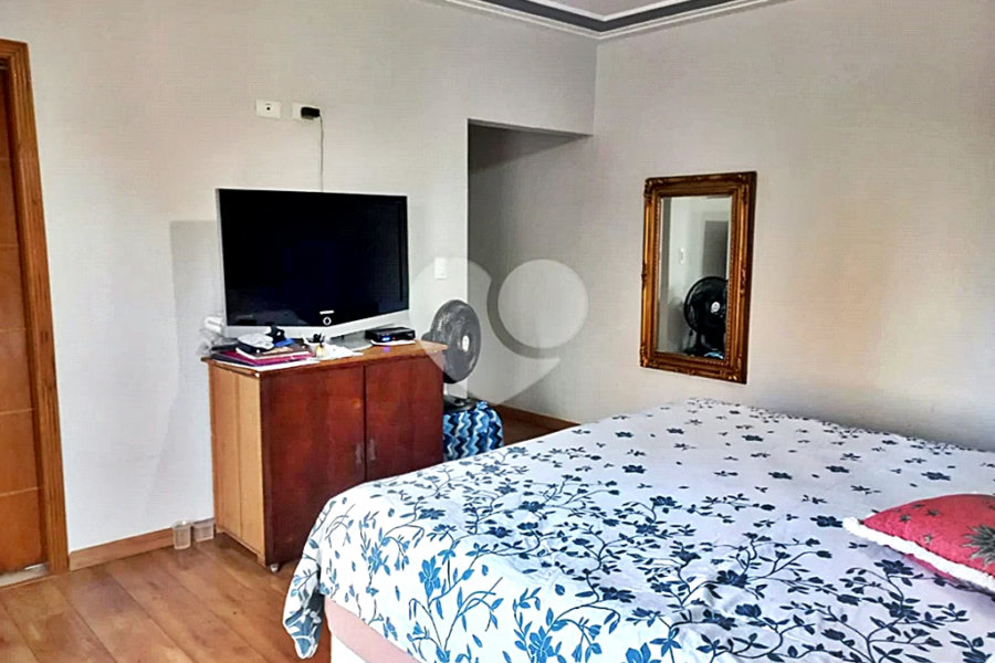 Sobrado à venda com 5 quartos, sendo 4 suítes, em Santana, São Paulo, SP