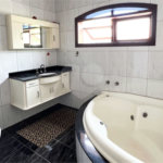 Casa à venda com 4 quartos, sendo 2 suítes,  no condomínio Villaggio Capriccio, Louveira - SP