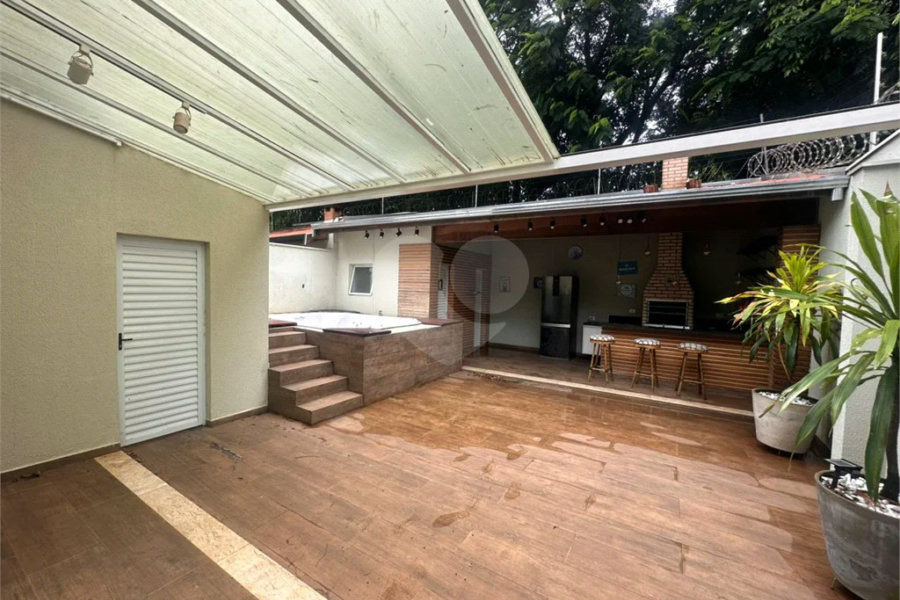 Casa de Condomínio com 3 Quartos e 2 banheiros à Venda, 311 m² por R$ 750.000
