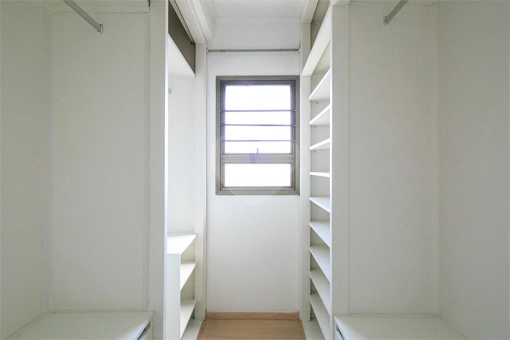 Apartamento locação Alto da Boa Vista próximo Jardim Marajoara.