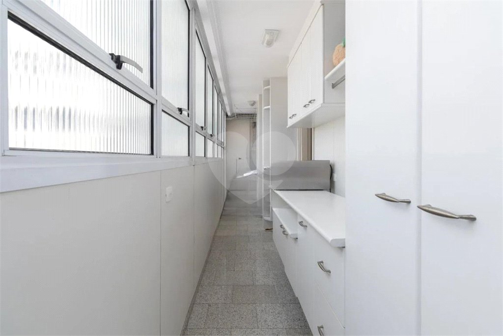 Apartamento á venda - Liberdade