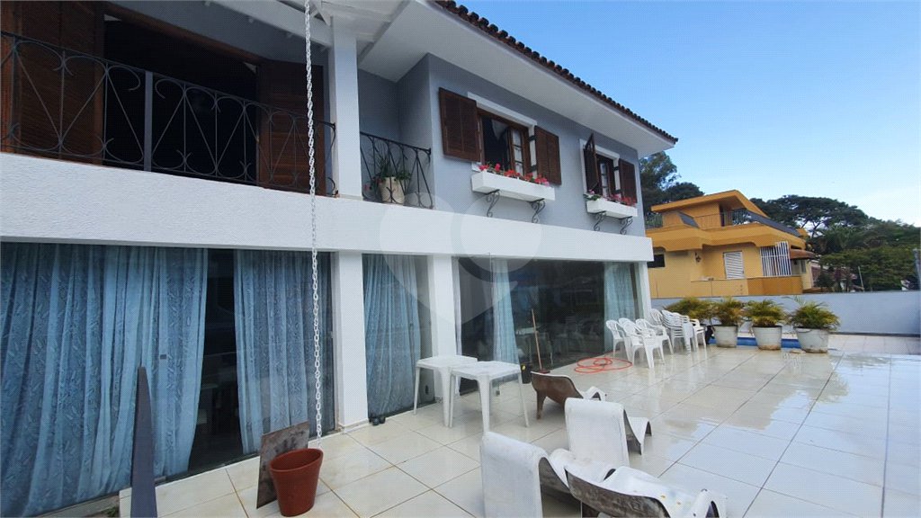 Sobrado à venda com 5 quartos, sendo 3 suítes, em Jardim Virginia Bianca, São Paulo, SP
