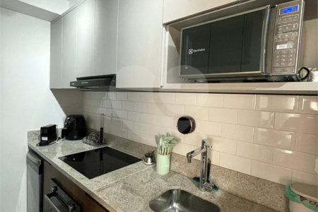 Apartamento à venda ou para alugar com 1 suíte em República, São Paulo, SP