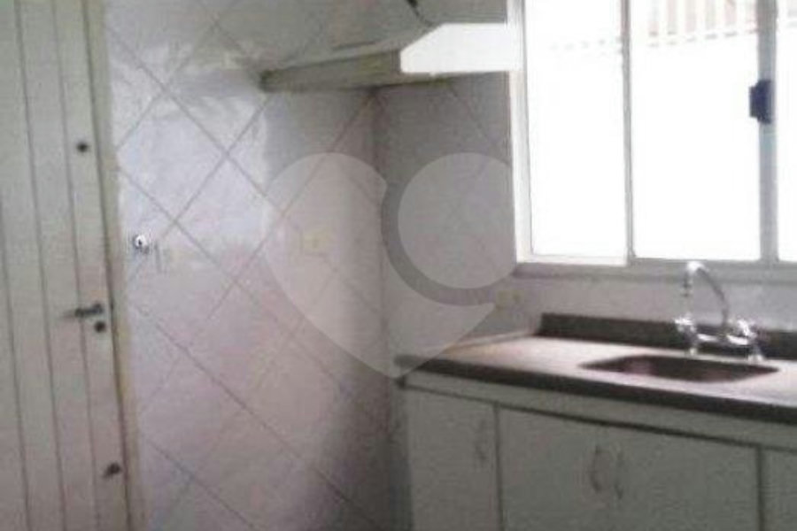 Sobrado à venda com 3 suítes em Mooca, São Paulo, SP