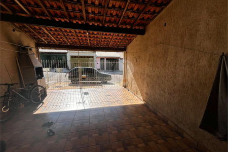 Casa à venda com 3 quartos, sendo 1 suíte,  em Vila Barth, Itapetininga, SP