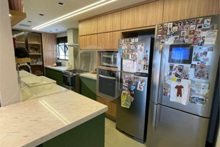 Apartamento à venda com 4 quartos, sendo 3 suítes,  em Ipiranga, São Paulo, SP