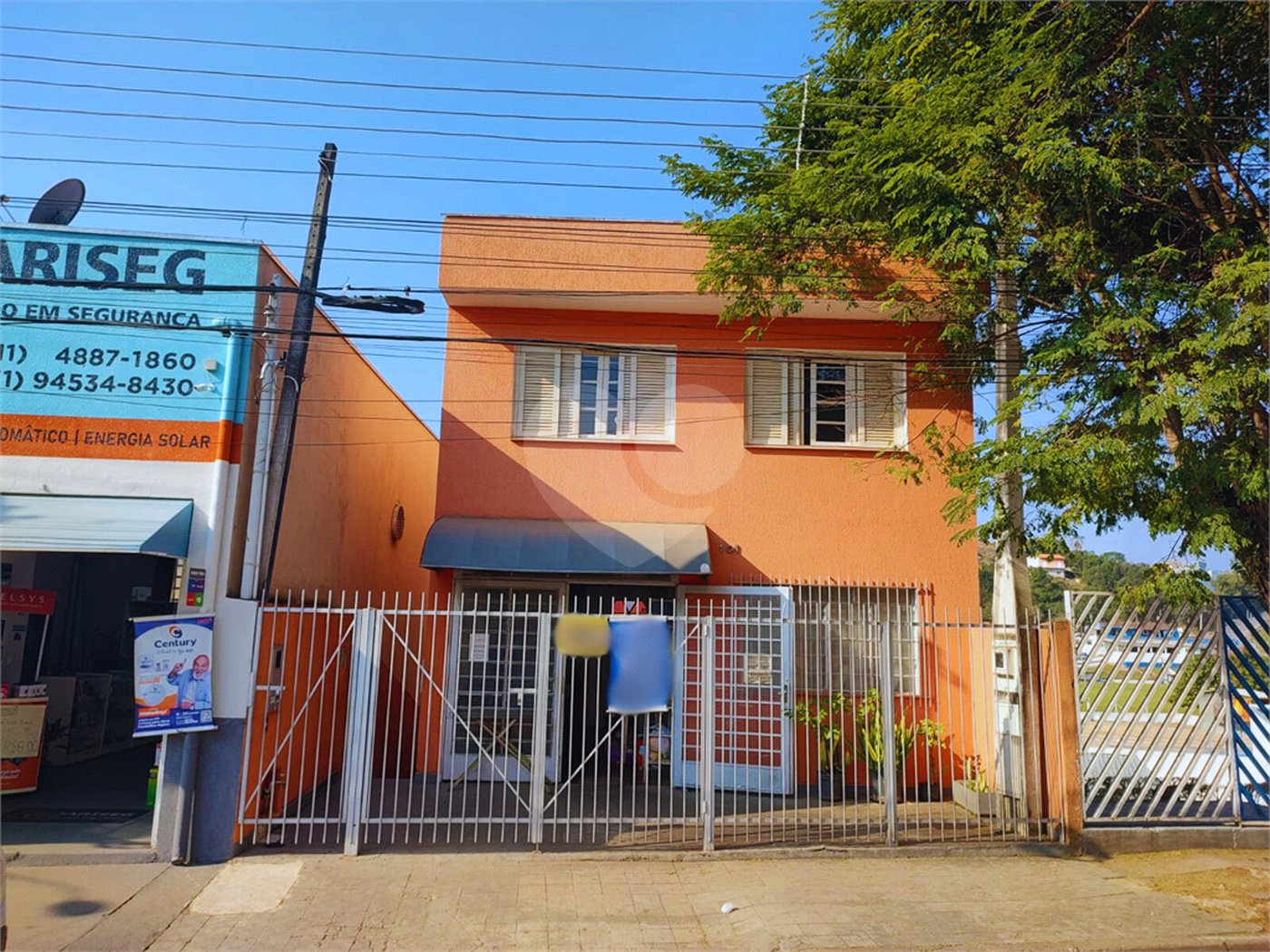 Sobrado à venda com 3 quartos no Centro, Jarinu, SP