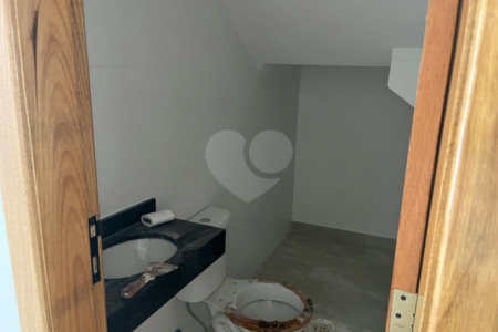 Sobrado à venda com 3 quartos, sendo 1 suíte, em Vila Medeiros, São Paulo, SP