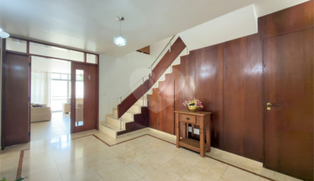 Casa de Vila à venda com 3 quartos, sendo 1 suíte, em Indianópolis, São Paulo, SP