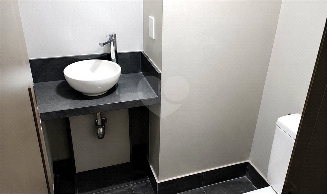 Apartamento à venda com 3 suítes em Sumarezinho, São Paulo, SP